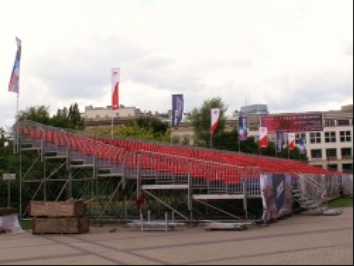 trybuny na tyle teatru narodowego Verva Street Racing Warszawa 2010