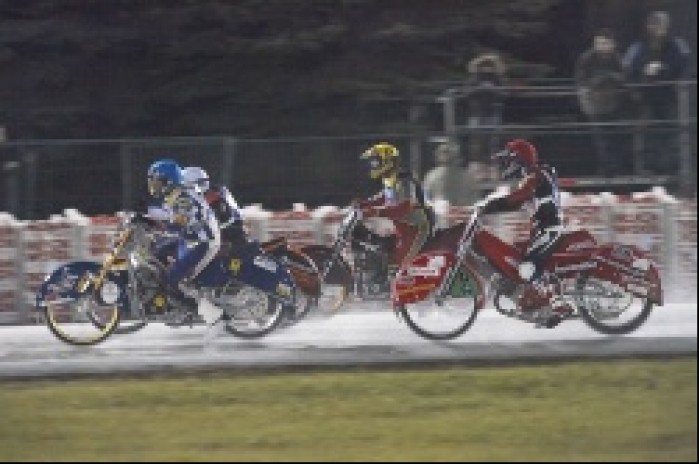 start ice speedway sanoka mg