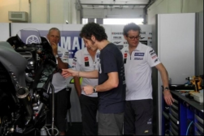 Rossi i Yamaha YZF M1 2013