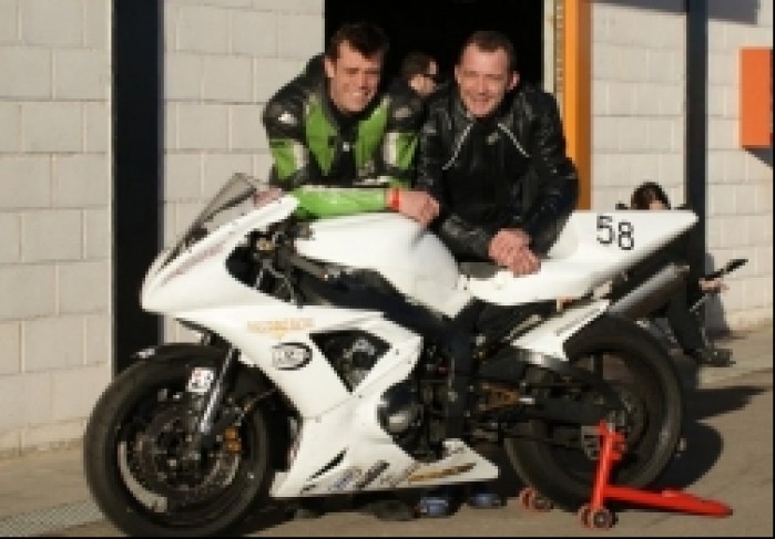 Yamah R1 Carl Robson