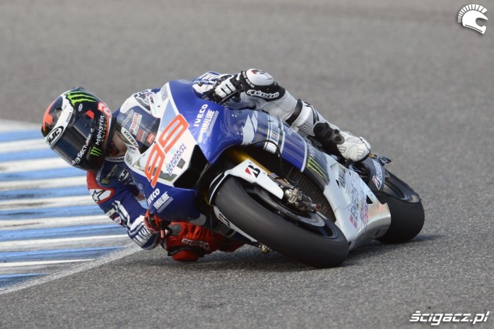 Lorenzo testy przedsezonowe MotoGP Jerez 2013 Yamaha
