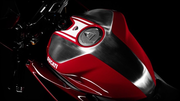 Ducati Panigale R 2015 bak