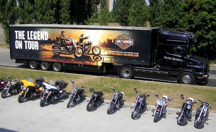 ciezarowka Harley On Tour