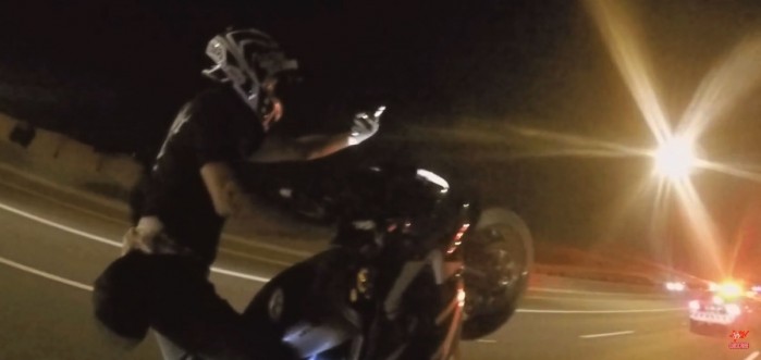 motocyklista kontra policja