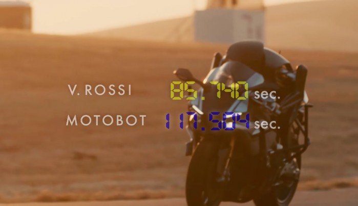 Rossi vs Motobot 2017 1