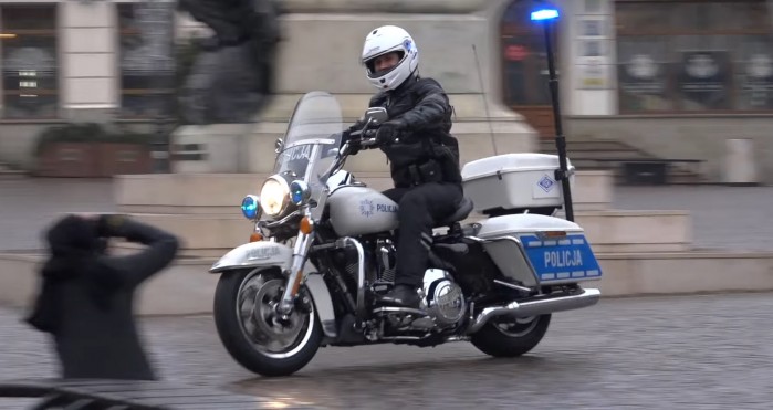 Policja w Rzeszowie Harley Davidson Road King