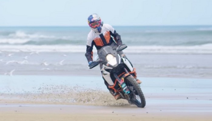 KTM 1090 ADVENTURE R Chris Birch