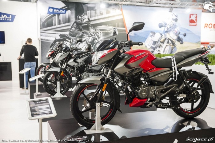 1 Warsaw Motorcycle Show 2019 Bajaj 01