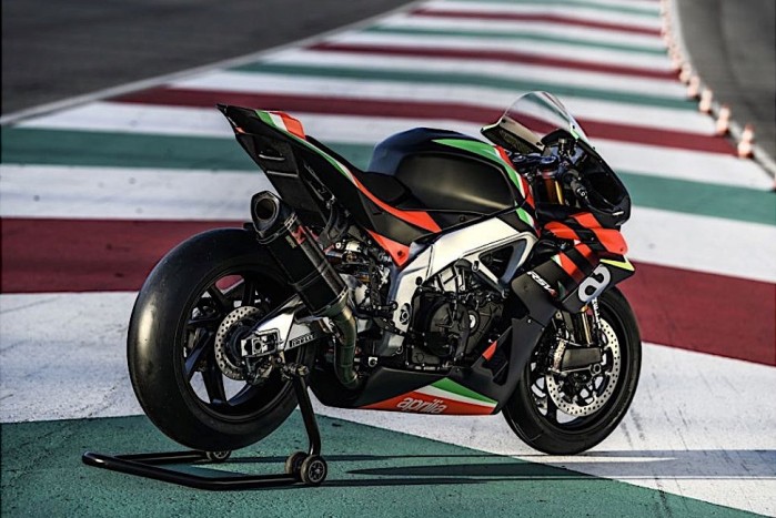 aprilia rsv4 x ready for delivery only 10 people in the world to get them 137281 1