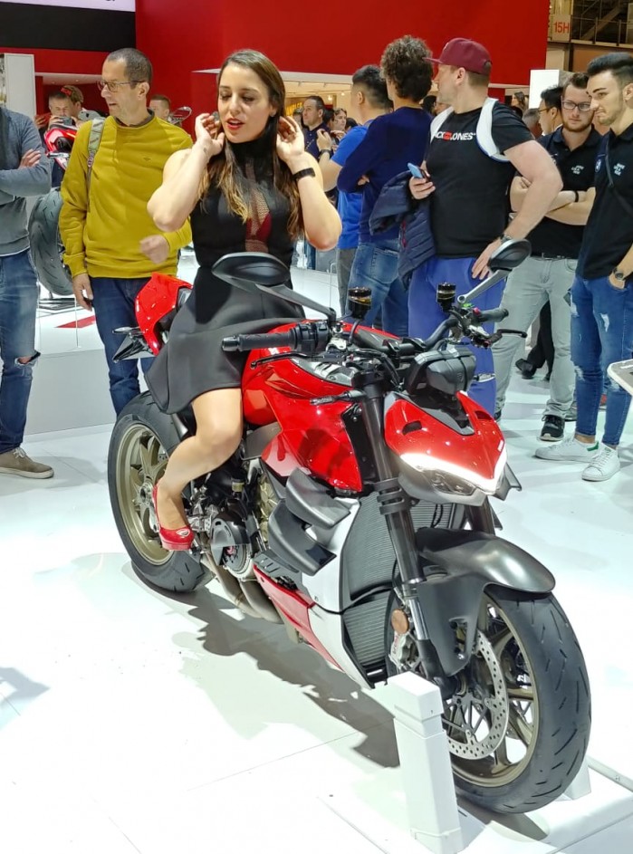 eicma 2019 Ducati Streetfighter v4 2