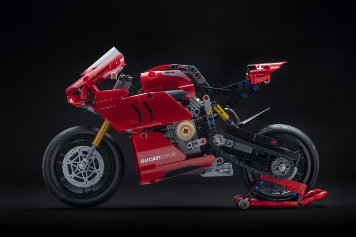 05 Ducati Panigale V4 R LEGO Technic UC154216 High