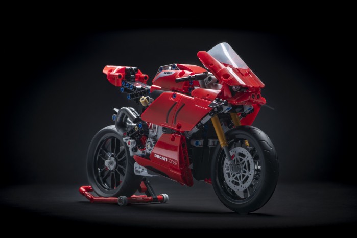 06 Ducati Panigale V4 R LEGO Technic UC154215 High