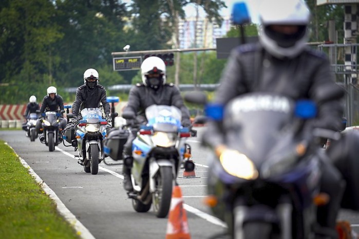 policjanci szkolenie tor bydgoszcz