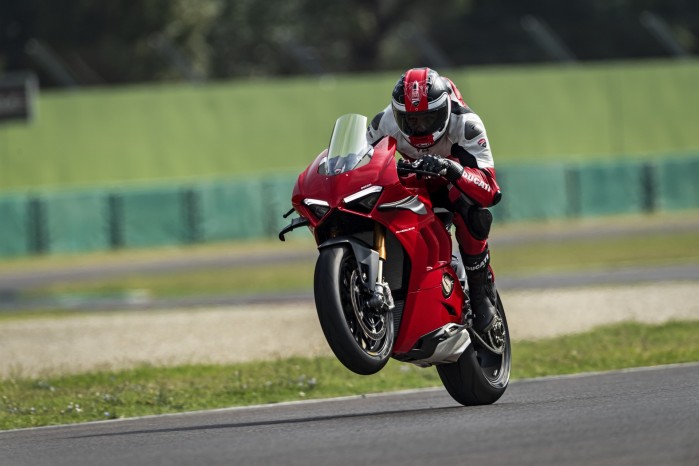 01 Ducati Red Track Academy