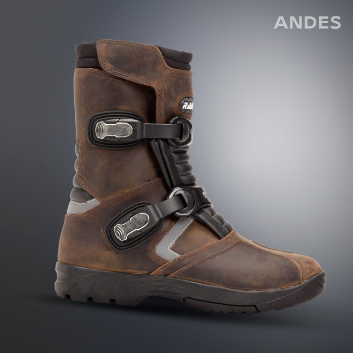 17 buty ANDES
