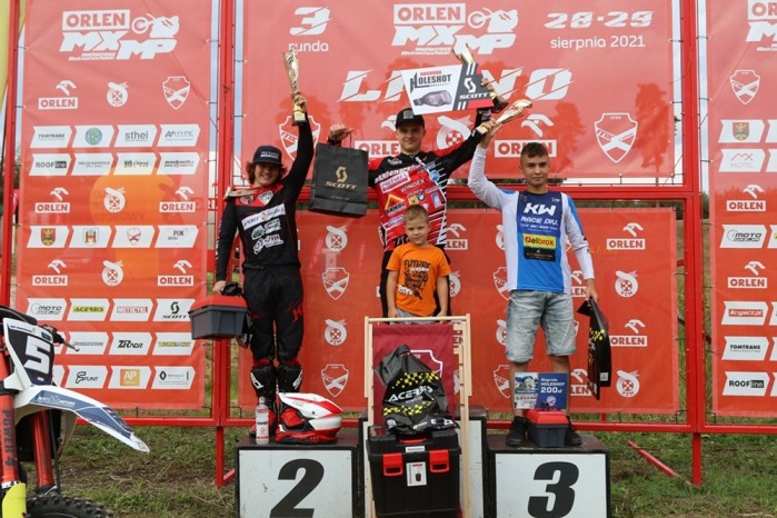 podium MX125