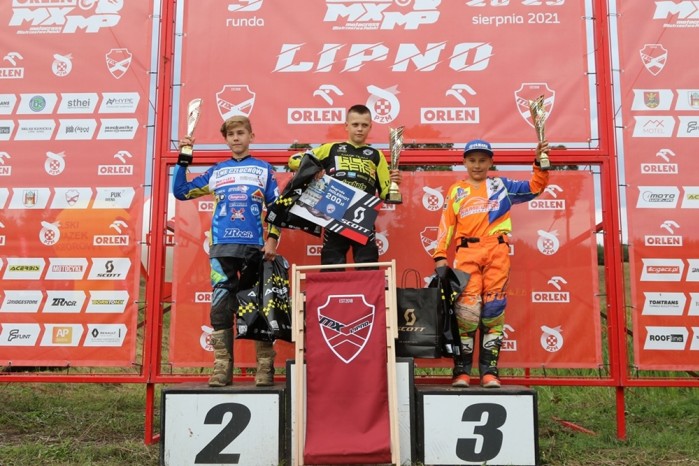 podium MX65