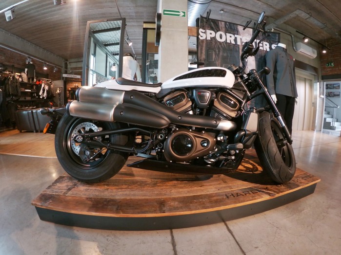 01 Harley Davidson Sportster S salon polska