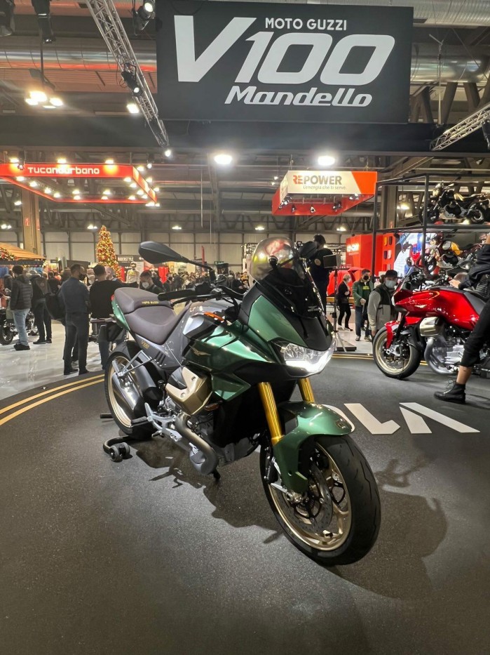 10 Moto Guzzi V100 Mandello prezentacja