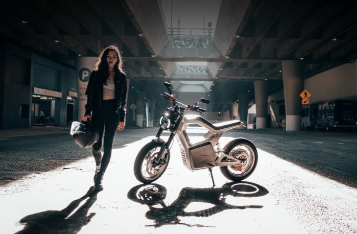 motocykl elektryczny dla kobiety