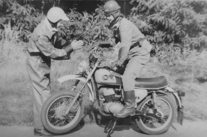 motocykl oldtimer