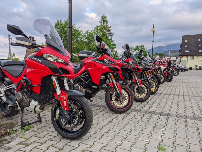 16 Motocykle Multistrada Tatry 2022