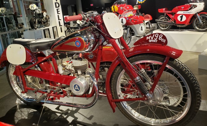 Pierwszy motocykla sportowy marki MV Agusta
