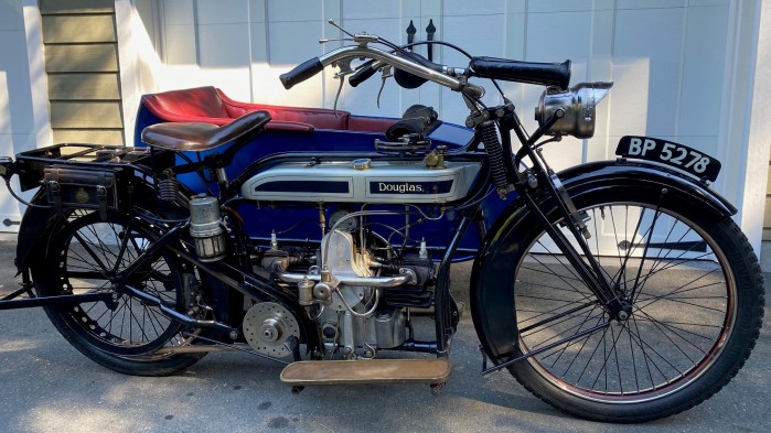 Motocykl Douglads 4 HP produkowany w latach 1915 1924 Jedne z przykladow boksera tej firmy