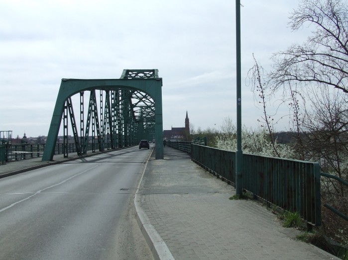 15 Wjezdzamy na most Rydza smiglego we Wloclawku