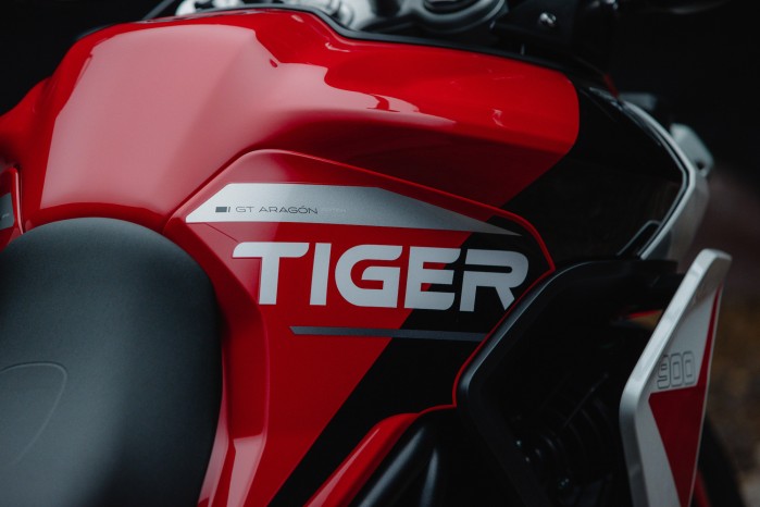 2023 triumph tiger 900 gt aragon 01