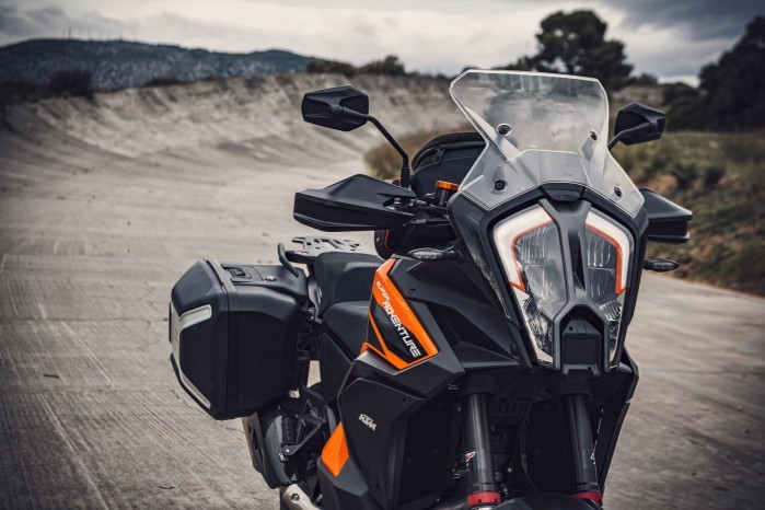 ktm 1290 Super Adventure s 2021 widok rada z przodu