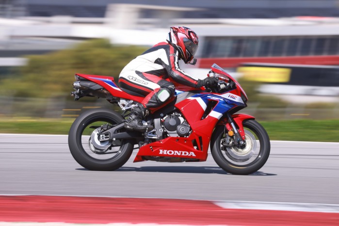 03 Honda CBR600RR test na torze 2024