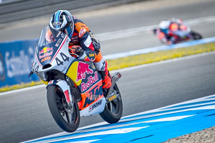 milan pawelec na torze red bull rookies cup