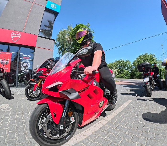 10 Ducati Panigale We Ride As One Krakow 2024