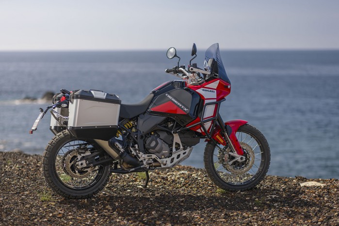 nowy motocykl Ducati DesertX Discovery