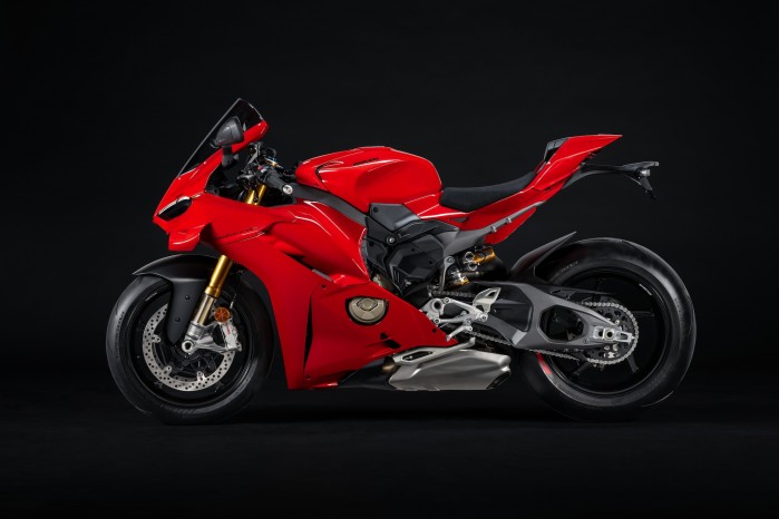 ducati panigale v4 2025 05