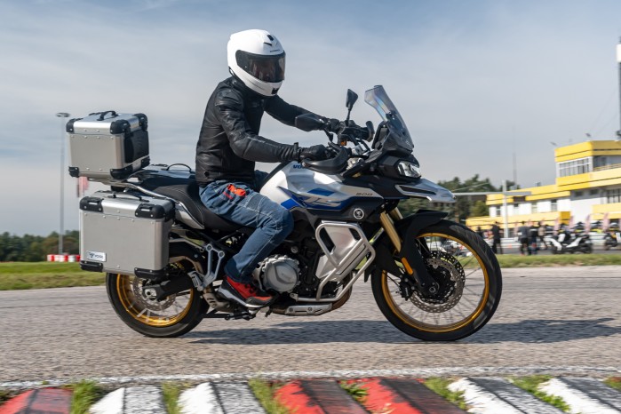 07 Voge Tor Kielce Miedziana Gora 2024