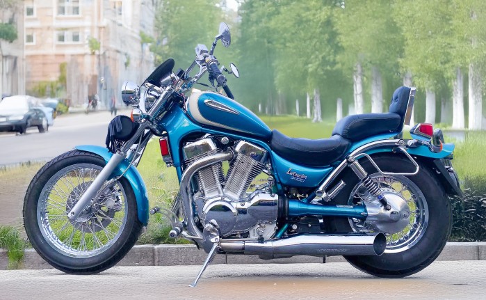 suzuki VS 1400 intruder