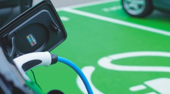 elektryczny samochod 1