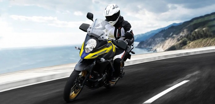 Suzuki VStrom650 droga