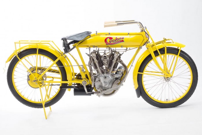 cyclone board track racer mecum rekord 03