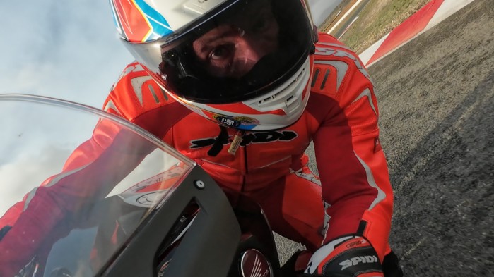 Honda CBR600RR na torze