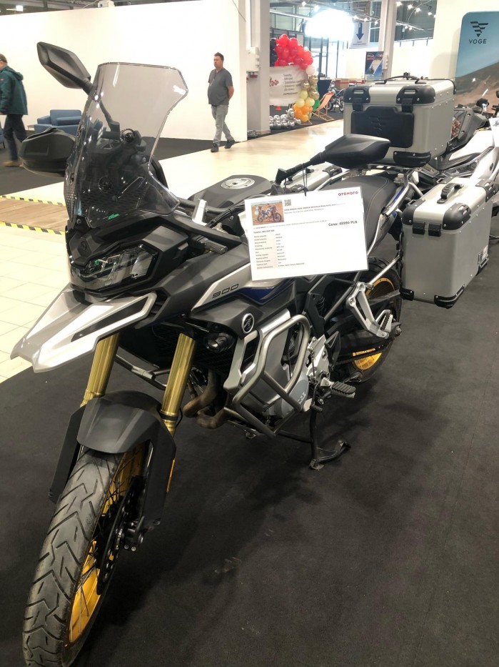 07 warsaw motorcycle show 2025 voge 900