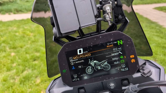 BMW F900GS wyswietlacz