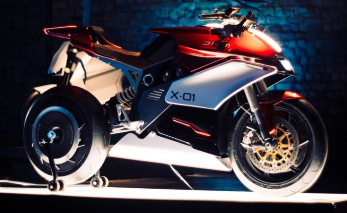X 01 moto 1