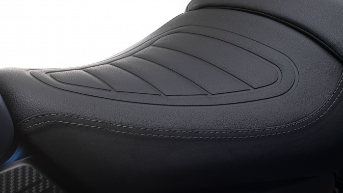 05 Junak M18 Vintage 125 siodlo