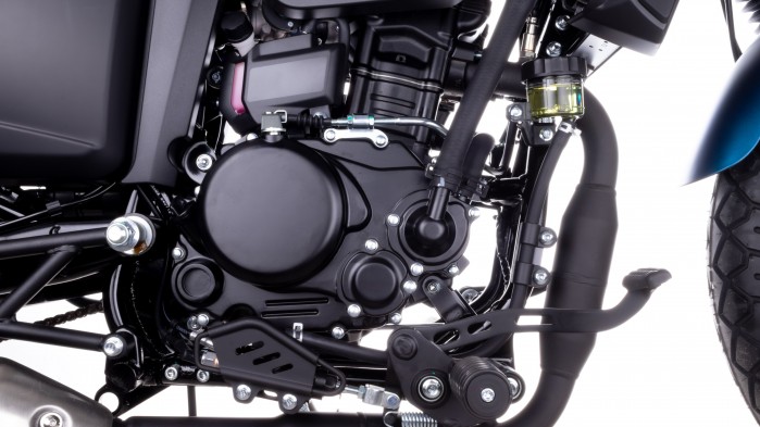 10 Junak M18 Vintage 125 silnik