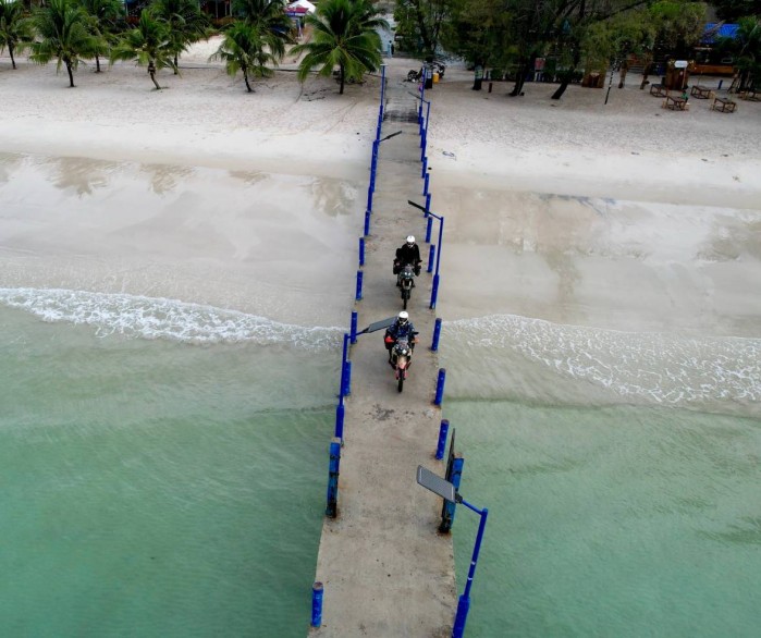 kambodza na motocyklu one more adv 2025