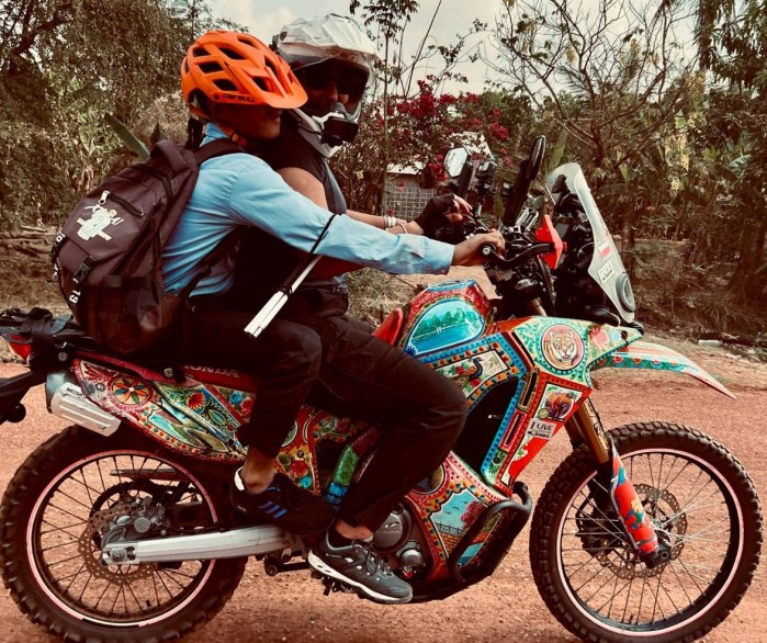 motocykle w kambodzy one more adv