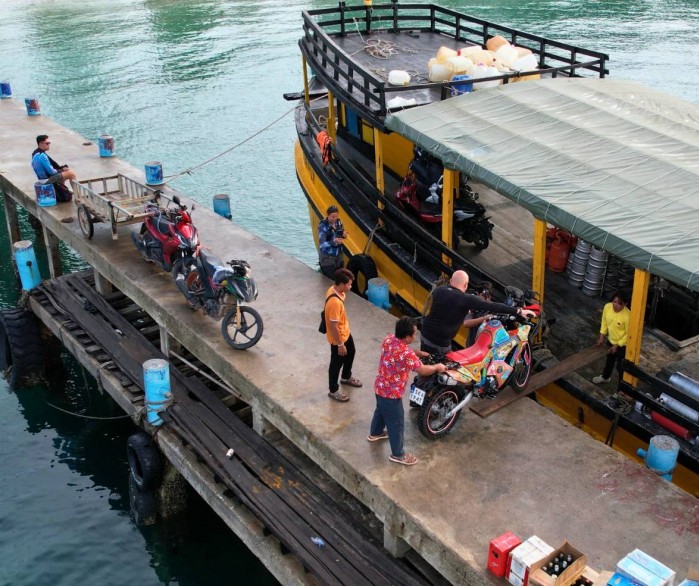 wjazd na poklad kambodza one more adv